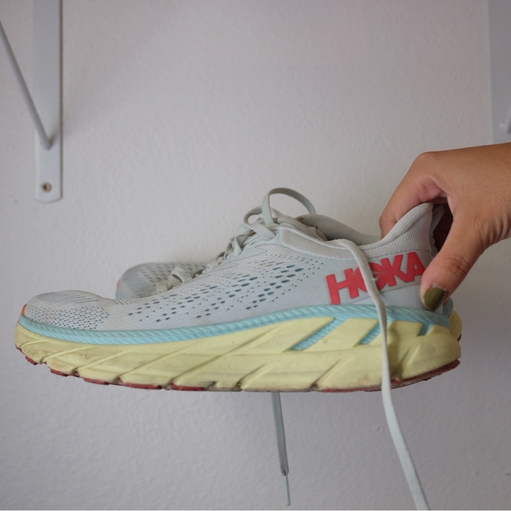 Hoka one women's clifton 7